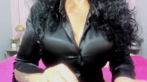 Valeria online show from February 2025 01:41:02 PM