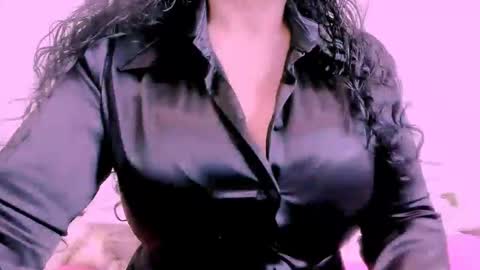 Valeria online show from November 2025 12:16:01 PM