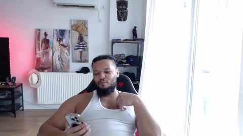 Kingsley online show from November 2025 10:03:02 PM