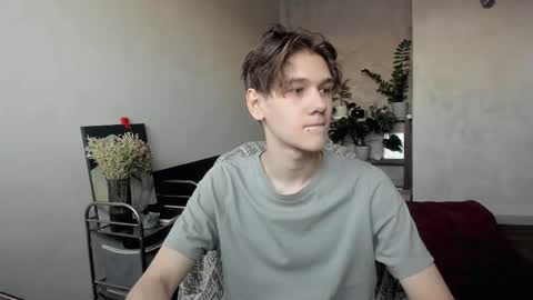 Adam online show from November 2025 10:05:01 AM