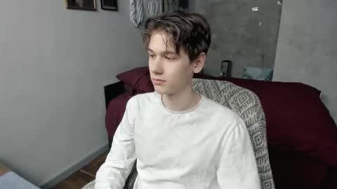 Adam online show from March 2026 05:04:02 AM