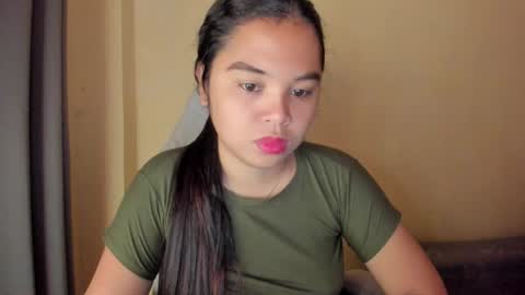 Snapshot of 0wwlo0k chatting on October 2025 05:28:01 AM 0wwlo0k online show from October 2025 05:28:01 AM