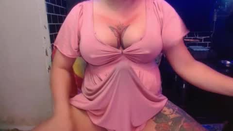  i am trixie im Your Selfsucking Mistress  online show from December 2025 02:51:02 AM