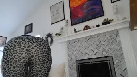 Snapshot of 11willowandjohn11 chatting on September 2025 08:58:02 PM Aurora Willows online show from September 2025 08:58:02 PM