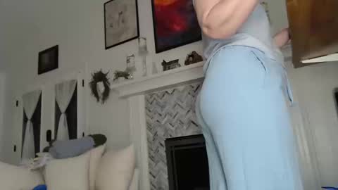 Snapshot of 11willowandjohn11 chatting on October 2025 11:11:01 AM Aurora Willows online show from October 2025 11:11:01 AM