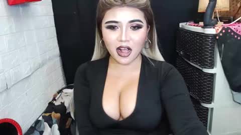 sexy kia online show from November 2025 02:00:01 AM