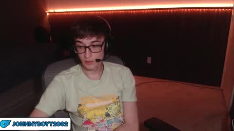 Snapshot of 18yrboyhot chatting on October 2025 12:57:01 AM 19yrboyhot online show from October 2025 12:57:01 AM