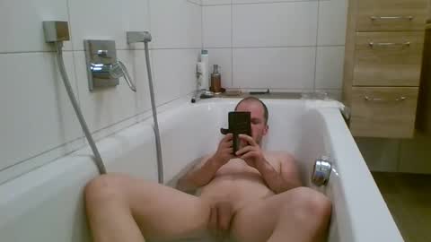 Snapshot of 19berni91 chatting on November 2025 02:41:01 PM berni online show from November 2025 02:41:01 PM