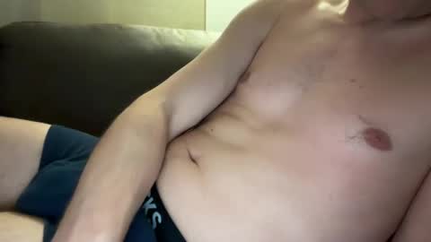 Snapshot of 19shorty19 chatting on March 2025 10:21:01 PM 19shorty19 online show from March 2025 10:21:01 PM