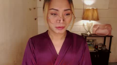angel online show from December 2024 08:53:01 PM