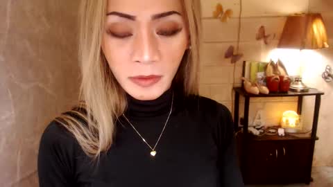 angel online show from March 2026 10:04:02 PM