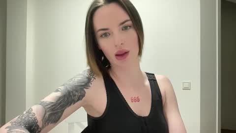 DOVE online show from September 2025 07:04:01 PM