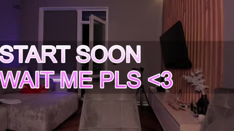 Lily 3 online show from May 2026 07:20:01 PM