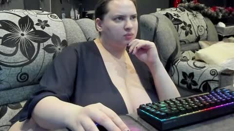 Snapshot of 1lindsey1 chatting on December 2024 02:23:01 AM 1LINDSEY1 online show from December 2024 02:23:01 AM