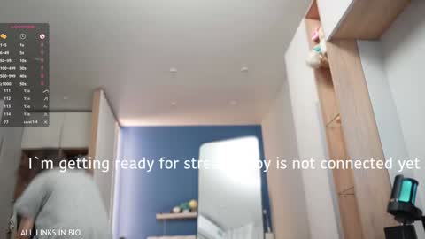 Marie online show from February 2025 06:53:01 PM