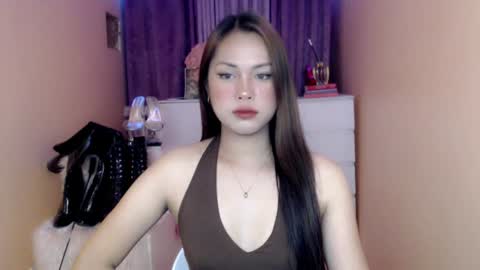 Snapshot of 1miracle_tranny chatting on June 2026 06:15:02 AM 1miracle_tranny online show from June 2026 06:15:02 AM