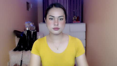 Snapshot of 1miracle_tranny chatting on July 2026 05:57:01 AM 1miracle_tranny online show from July 2026 05:57:01 AM