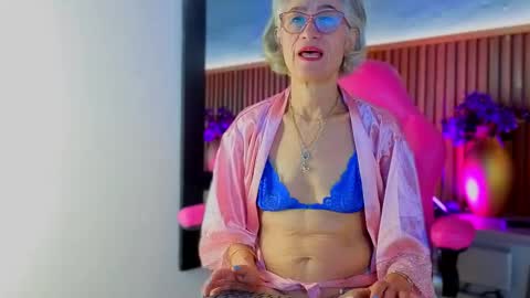 Miss Monserrate online show from April 2026 01:50:02 PM