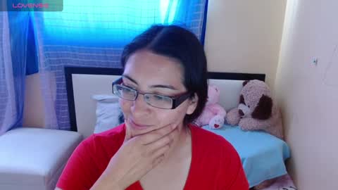 paola online show from December 2024 06:35:02 PM