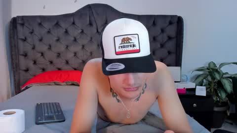 1Threestar online show from January 2026 12:27:01 AM