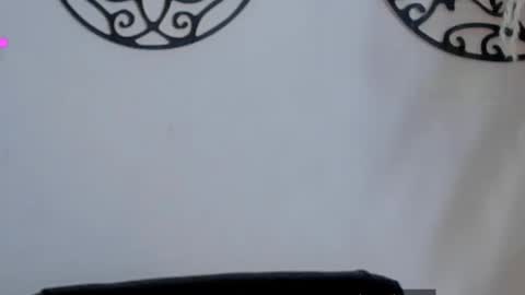 1wayra online show from February 2025 07:35:02 PM