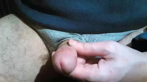 2001uwuk online show from February 2025 09:16:01 PM