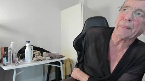 Henk online show from January 2026 04:55:01 PM