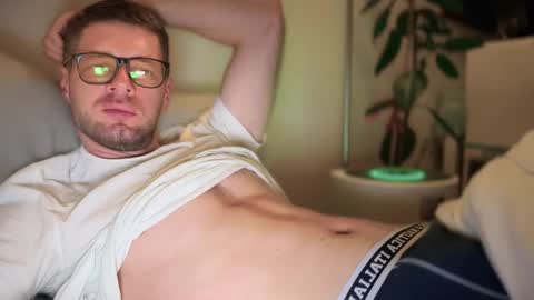 Romano online show from February 2025 08:38:02 PM