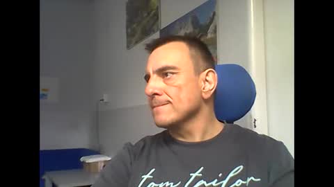 2025eyesforyou online show from February 2026 08:15:02 AM