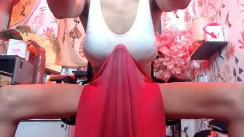 Snapshot of 21cmmusclecockts chatting on October 2025 04:38:02 PM mharjorie online show from October 2025 04:38:02 PM