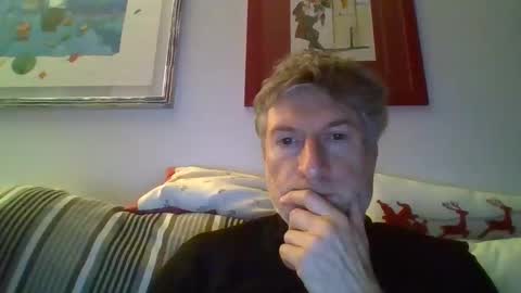 22esserre online show from March 2025 10:45:02 PM