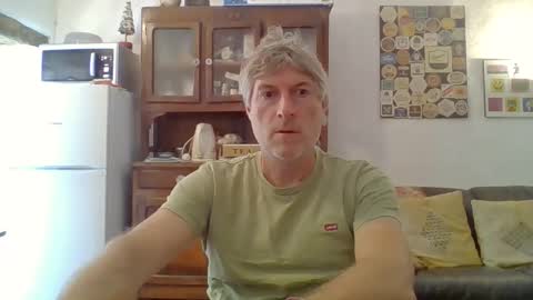 22esserre online show from September 2025 11:48:01 AM