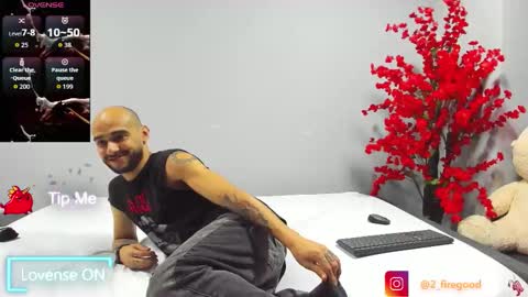 2_fire online show from November 2025 08:22:01 PM