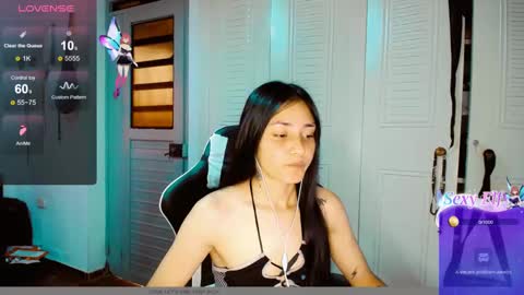 Snapshot of 2girls__dream chatting on January 2025 08:25:01 PM samantha sharon online show from January 2025 08:25:01 PM