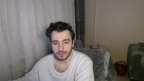 Snapshot of 2handsomeman chatting on April 2026 10:37:02 PM Berk online show from April 2026 10:37:02 PM