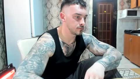 2sexymuscles online show from March 2026 09:32:02 PM