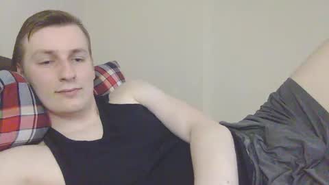 Snapshot of 3andy3 chatting on May 2026 07:05:02 AM Andy online show from May 2026 07:05:02 AM