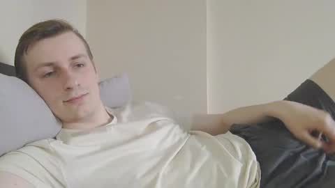 Snapshot of 3andy3 chatting on May 2026 05:57:02 AM Andy online show from May 2026 05:57:02 AM