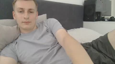 Snapshot of 3andy3 chatting on July 2026 06:31:01 AM Andy online show from July 2026 06:31:01 AM