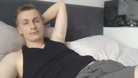 Snapshot of 3andy3 chatting on July 2026 07:11:02 AM Andy online show from July 2026 07:11:02 AM