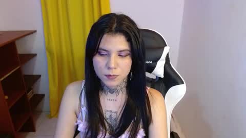 erika online show from October 2025 10:51:02 PM