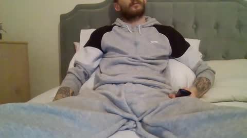 420feetloverr420 online show from March 2026 04:46:01 PM