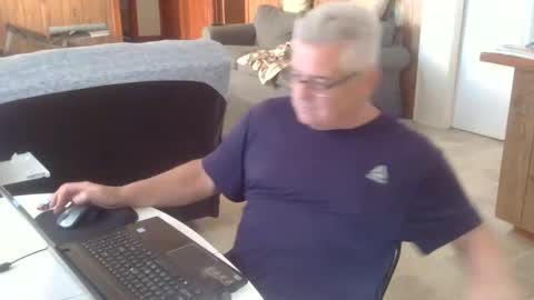 Snapshot of 55mnc chatting on October 2025 08:38:01 PM Joe online show from October 2025 08:38:01 PM