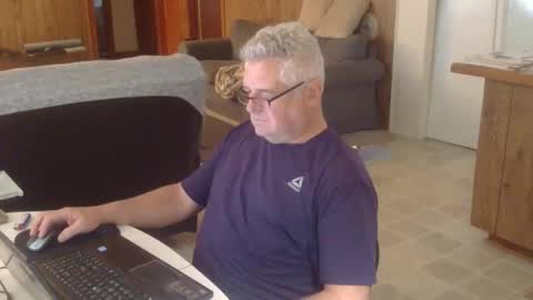 Snapshot of 55mnc chatting on October 2025 02:43:02 PM Joe online show from October 2025 02:43:02 PM