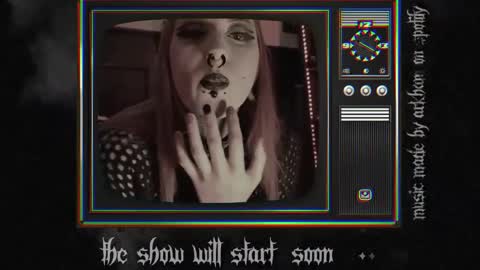 Juune online show from April 2026 06:06:02 PM