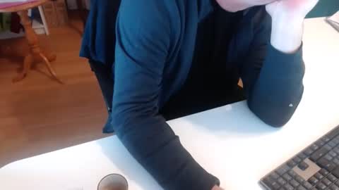 Snapshot of 69pifpaf chatting on January 2025 09:15:02 AM 69pifpaf online show from January 2025 09:15:02 AM