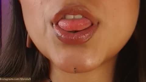 B R I E L A  online show from February 2026 05:24:01 PM