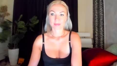 Snapshot of 6noangel66 chatting on September 2025 02:33:01 AM SABOTAGE online show from September 2025 02:33:01 AM