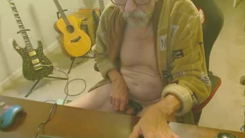 6stringer62 online show from November 2025 09:03:01 PM