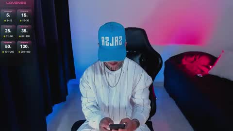 Stefan online show from October 2025 02:09:02 AM